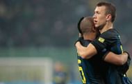 MILAN, ITALY - JANUARY 28:  Joao Mario of FC Internazionale Milano celebrates his goal with his team-mate Ivan Perisic (R) during the Serie A match between FC Internazionale and Pescara Calcio at Stadio Giuseppe Meazza on January 28, 2017 in Milan, Italy.  (Photo by Emilio Andreoli/Getty Images )